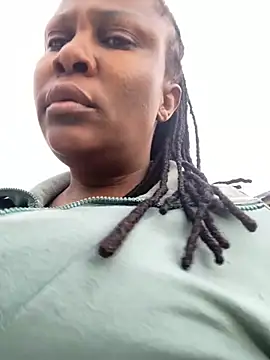 Sexycandyxxx live sex cam