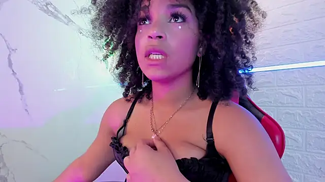 Serena_Fey's cam snapshot