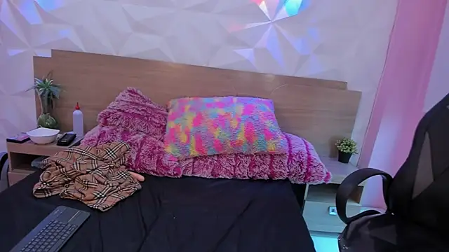 Dennis_08's cam snapshot