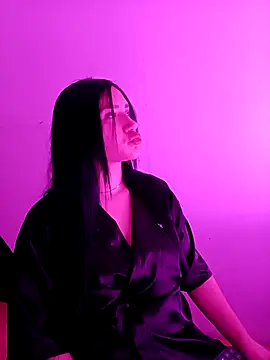 Veronica_Lewis_'s cam snapshot