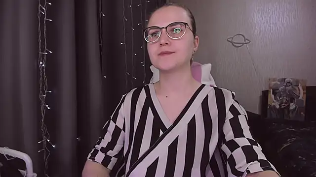 MissBrightShine live sex cam