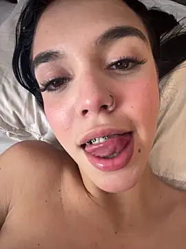 Jetf_Andrea live sex cam