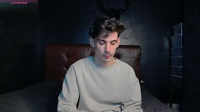 DanielCrush1 live sex cam