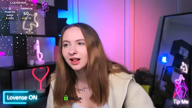 mila_glow1 live sex cam