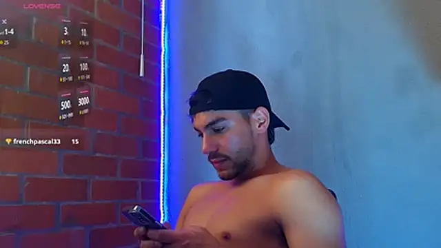 Leandro_valenzuela's cam snapshot