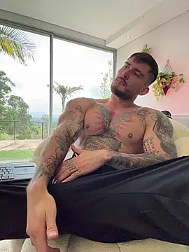 DimitriSullivan_'s cam snapshot