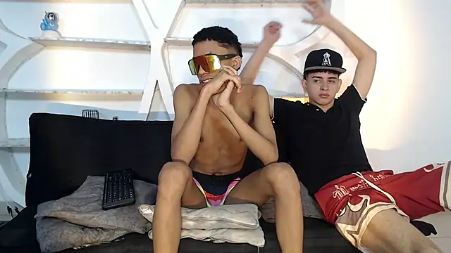 KING_OFF_BOYS live sex cam