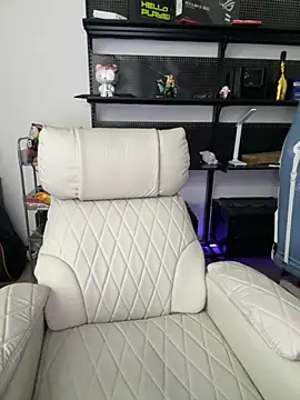 tuzi5201314's cam snapshot