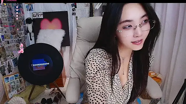 xiaotiantian-76's cam snapshot