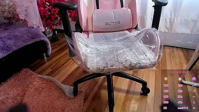 little_xioo_'s cam snapshot