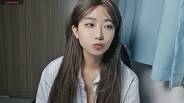 Yyoo-99's cam snapshot