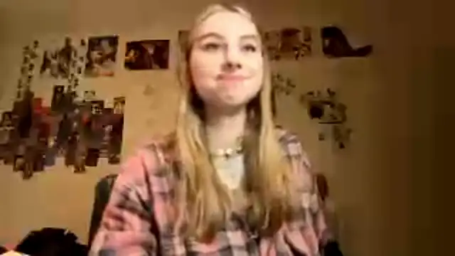 AmandaVyhnal's cam snapshot