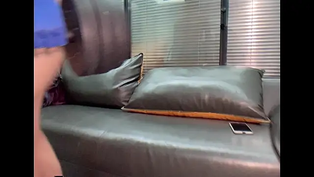 CouplingCry's cam snapshot