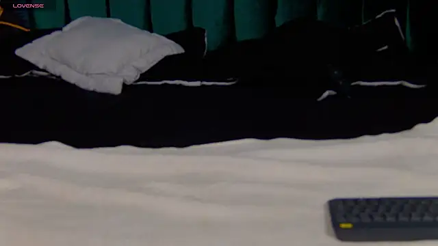 Liam_Sinclair's cam snapshot