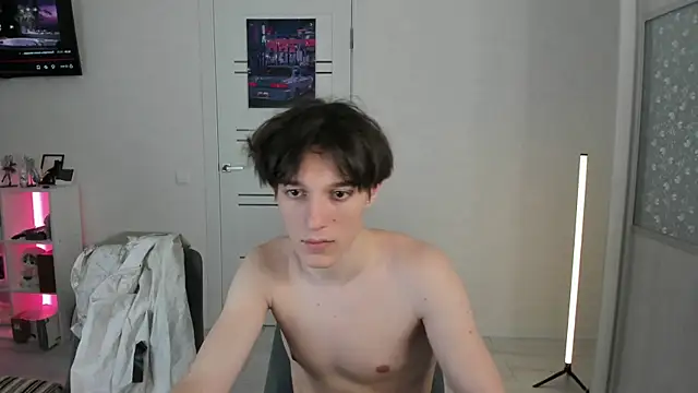 Mickleloveu live sex cam