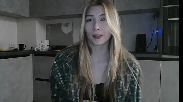 ErikaShyy live sex cam