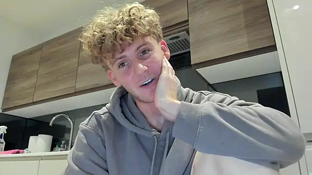 DominantAlex18 live sex cam