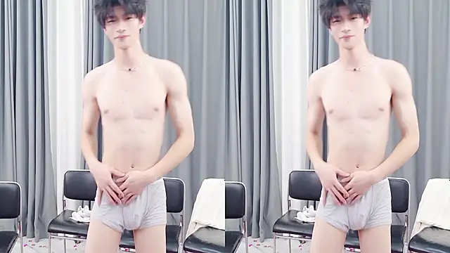 QYBOYS-001's cam snapshot