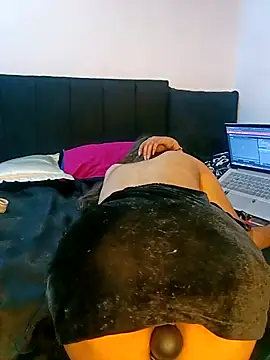 hotwife26 live sex cam