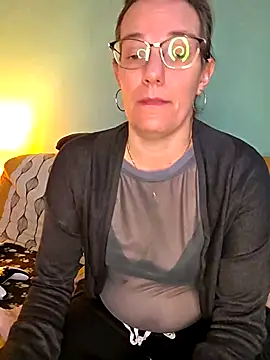 SpiceLea's cam snapshot