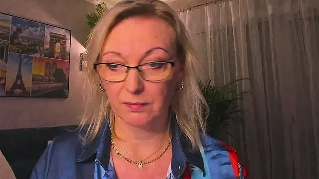 vanessa_chat's cam snapshot