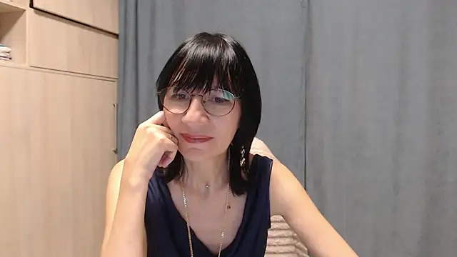 Erica95Bloom's cam snapshot