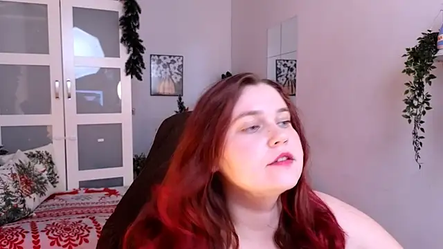 daisy_low's cam snapshot