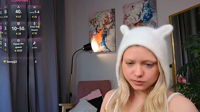 Millie_Vanillies's cam snapshot