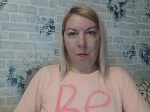 Lillia_Ray's cam snapshot