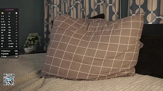 BellaReppert live sex cam