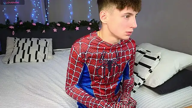 crisp1n live sex cam