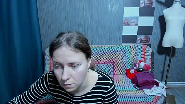 pa1e_pr1ncess's cam snapshot