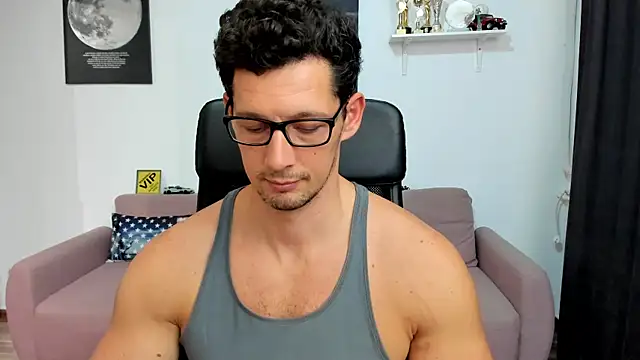 BrutusK08's cam snapshot