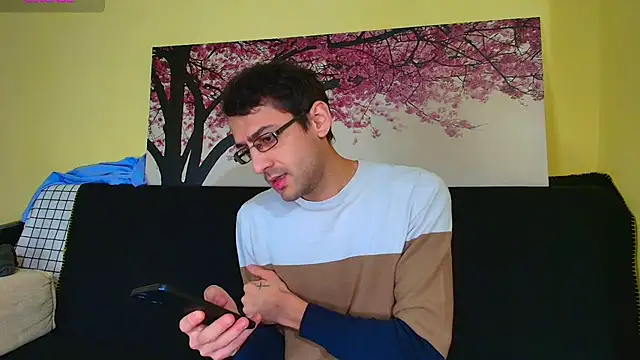 HungEddy's cam snapshot