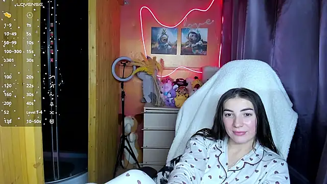 Fiery_Brunette_'s cam snapshot