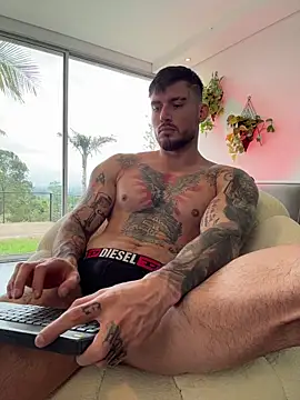 DimitriSullivan_'s cam snapshot