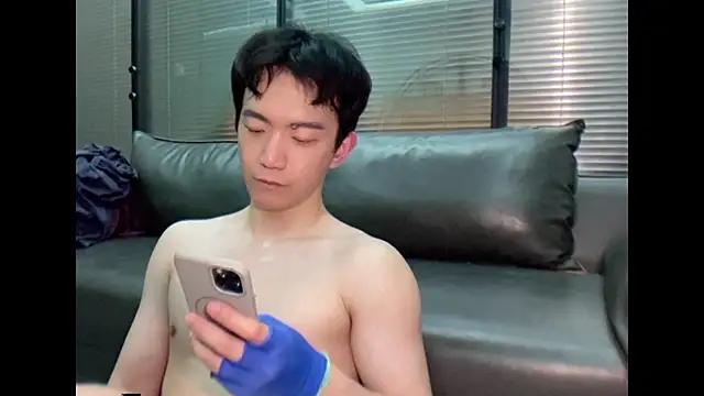 CouplingCry's cam snapshot