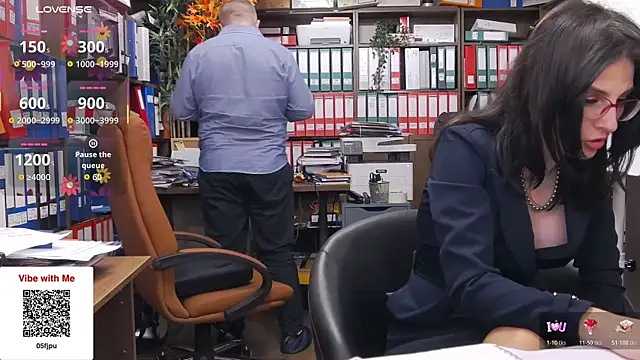 classyladyrellax live sex cam