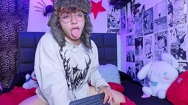 Apolo_Ushi live sex cam