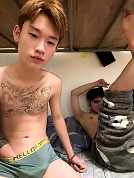 KK-cuteboy's cam snapshot