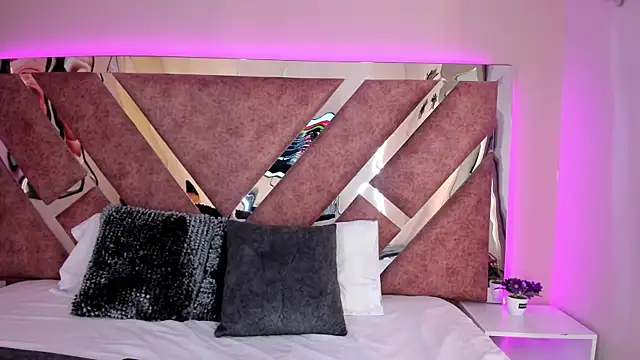 MelissaGill_'s cam snapshot