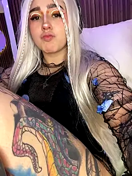 GabyRose9's cam snapshot