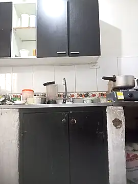 Shanttal0272 live sex cam