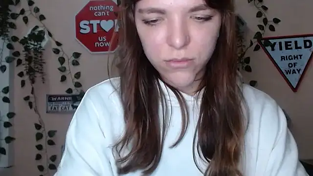 Sweeet_Emilyy's cam snapshot