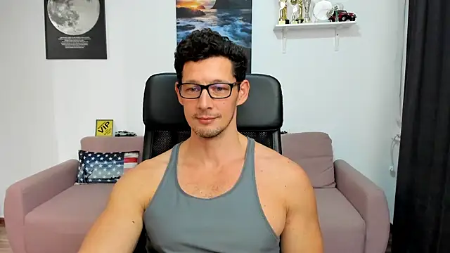 BrutusK08 live sex cam