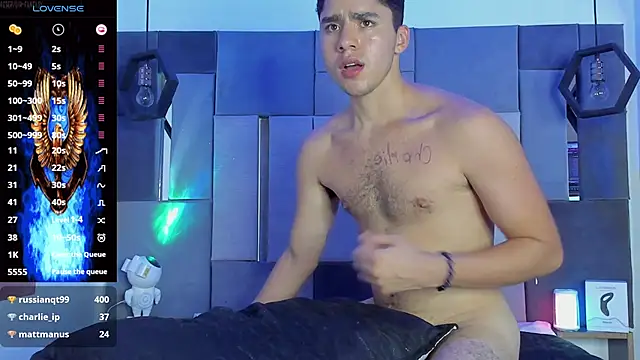 LiamNovak live sex cam