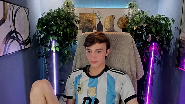 John_Weasley live sex cam