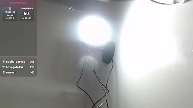 Kitty_Mifl live sex cam