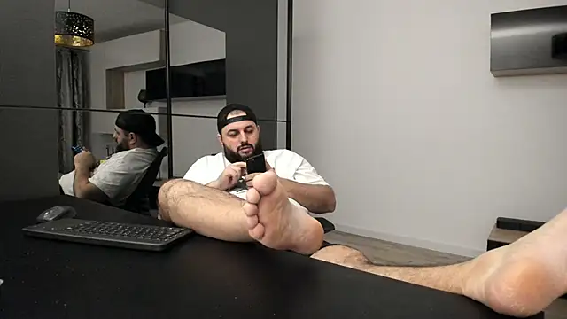 DravenPeak live sex cam