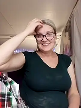 irinamaux live sex cam